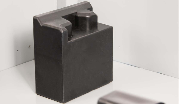 detail photo load carriers for drive modules